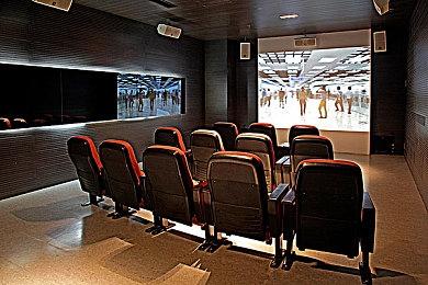 超自然赛博朋克风类银河城游戏《幻刃奇美拉》Steam页面 明年发售